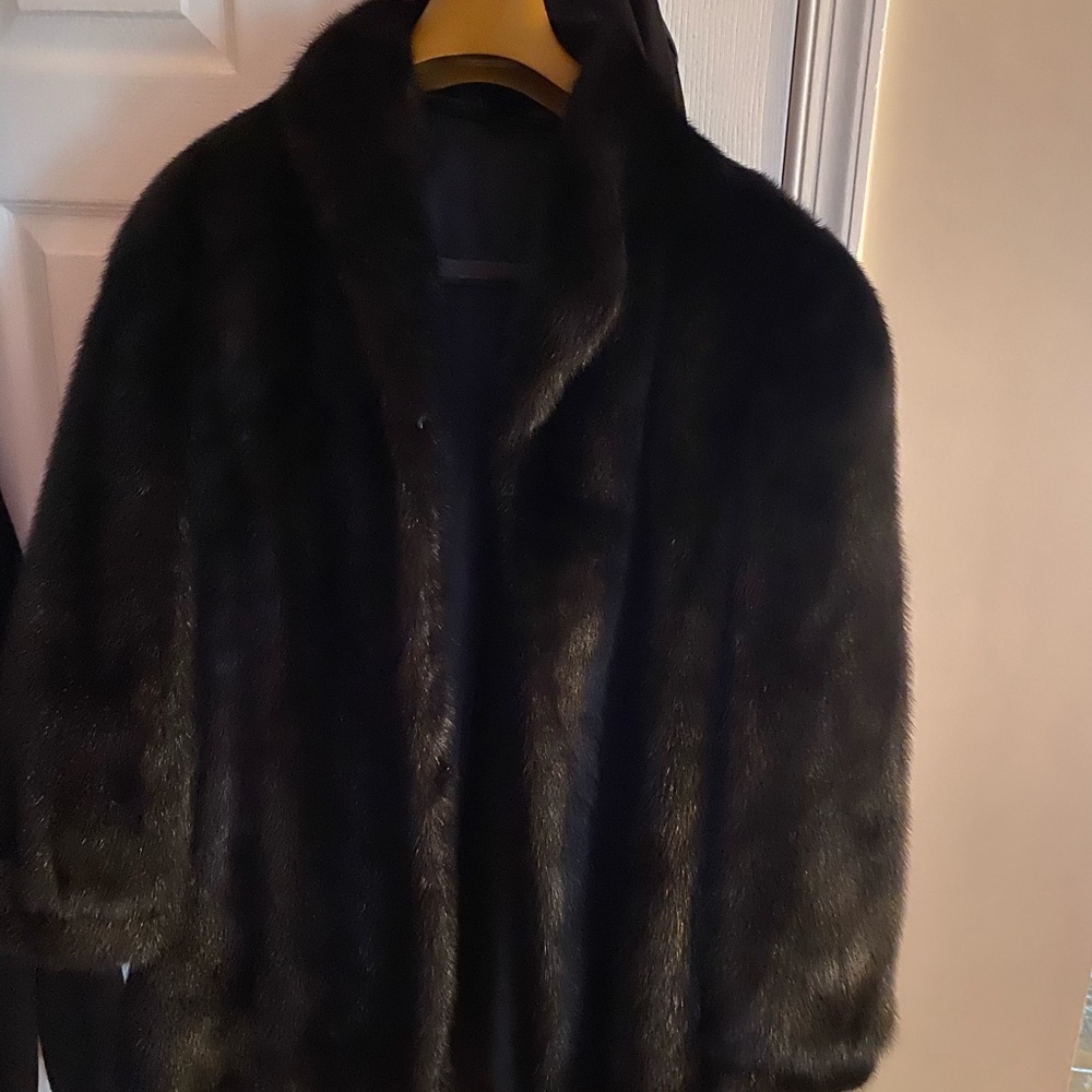 Mink jacket black